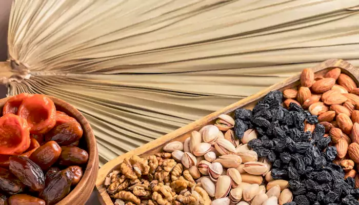 Why Food Tastes Bland in Space: Impact on Astronauts' Nutrition and Solutions